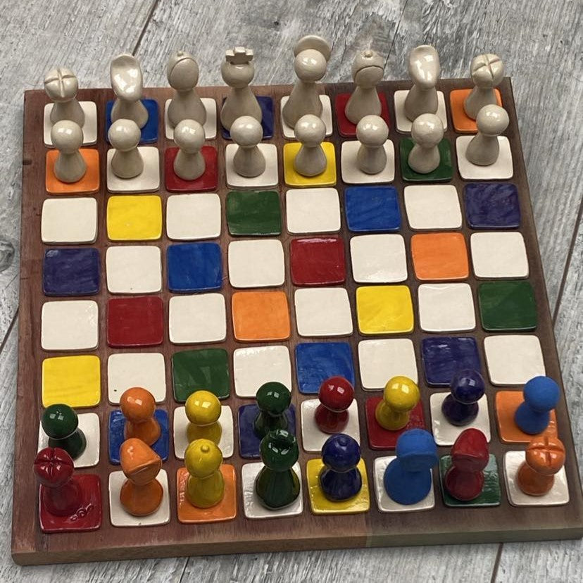 Jeux d'échecs sur plateaux en bois massif